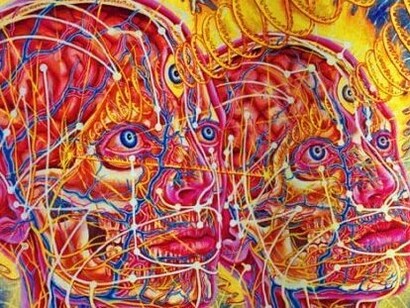 Pitágoras, segundo uma lenda, tinha um espelho mágico que mostrava a Lua antes de ver o futuro, assim como o faziam as feiticeiras da Tessália, os pigmeus da África e os xamãs, que para este fim utilizavam o cristal-de-rocha