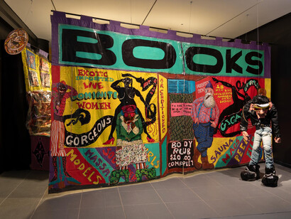 Red Grooms and Mimi Gross, Excerpts from Ruckus Manhattan, exhibition view. Courtesy of Brooklyn Museum