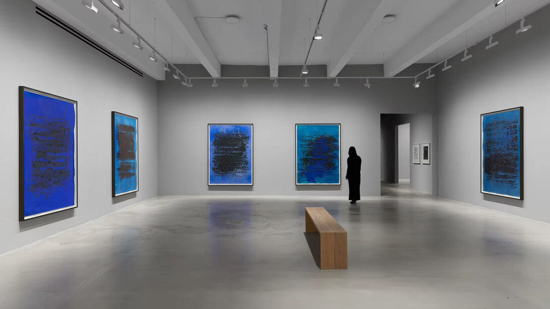 Glenn Ligon, late at night, early in the morning, at noon, exhibition view. Courtesy of Hauser & Wirth Gallery
