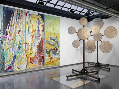 Various artists, Don’t look back, exhibition view. Courtesy of Unit Gallery