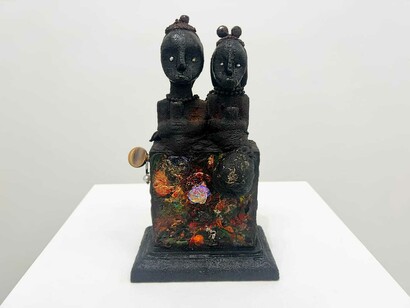 Renée Stout, Truth-telling, exhibition view. Courtesy of Marc Straus Gallery. Photo by Erin Baeskens