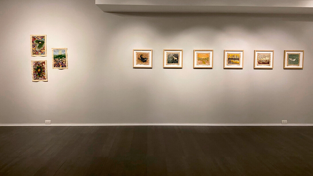 Beatriz Uribe Vélez, Puntada sin dedal, exhibition view. Courtesy of La Balsa Arte
