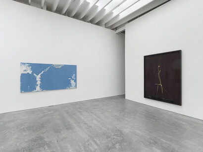 Various artists, Claudine’s house, exhibition view. Courtesy of Ross + Kramer Gallery