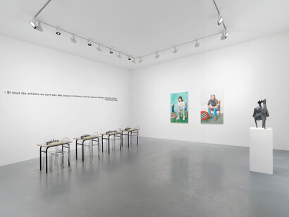 Various artists, Un siècle d'échecs, exhibition view. Courtesy of Perrotin 