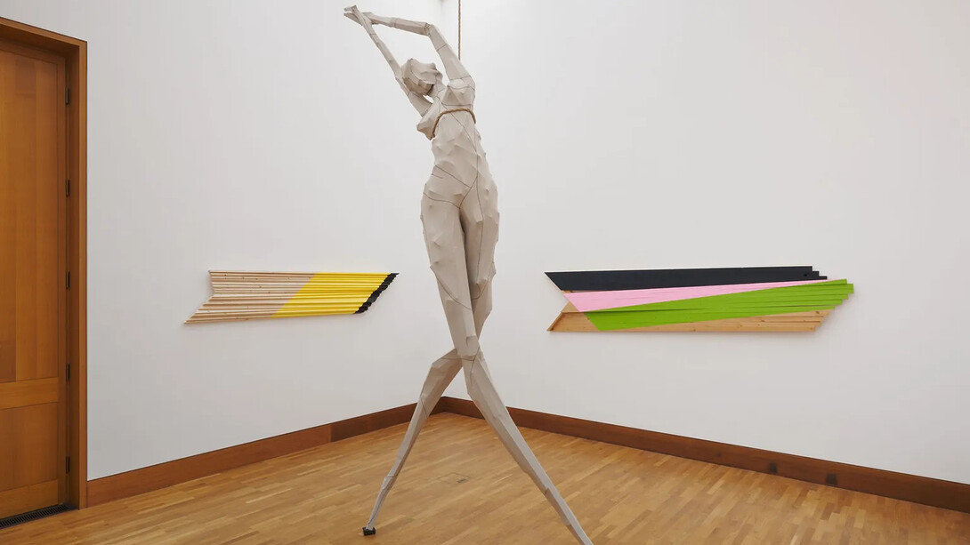 Georg Herold, Basta times, ausstellungsansicht. Mit freundlicher genehmigung der Galerie Gisela Clement