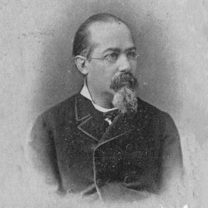 Cesare Lombroso fu un medico, antropologo e criminologo italiano dell’Ottocento