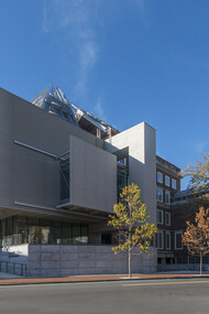 Exterior View of The Harvard Art Museums, Photo courtesy of the Harvard Art Museums, Photographer: Peter Vanderwarker 