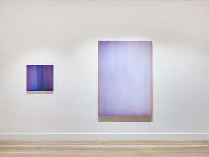 Sybille Pattscheck, Ein zusammenspiel von farbe, licht und raum, ausstellungsansicht. Mit freundlicher genehmigung der Galerie Albrecht