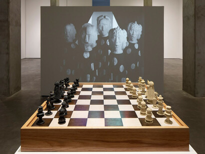 Marcel Dzama, I am the sun, I am the new year, exhibition view. Courtesy of OMR Gallery