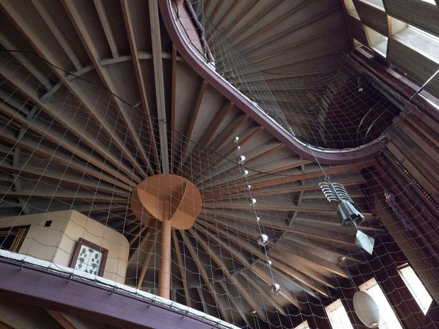 Janna Ireland: a Goff House in Los Angeles