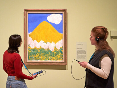 Various artists, Yellow. Beyond Van Gogh’s colour, exhibition view. Courtesy of Van Gogh Museum