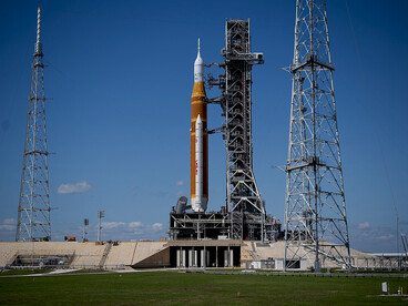 NASA’s Artemis II Space Launch System (SLS) rocket and Orion spacecraft are illuminated at Launch Complex 39B at NASA’s Kennedy Space Center in Florida, USA, on Saturday, January 17, 2026