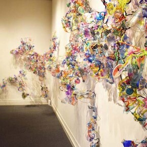 Artists and sense of place residency. Flying horses, exhibition view. Courtesy of Ogden Museum of Southern Art