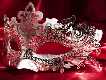 El "bordado" es una de las técnicas más antiguas y versátiles en la confección de prendas