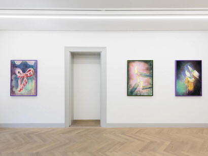 Travis Boyer, Personal effects, exhibition view. Courtesy of Galerie Peter Kilchmann