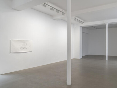 Liza Lacroix, XXX, she’s so beautiful, exhibition view. Courtesy of Galerie Chantal Crousel