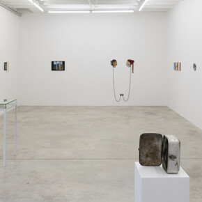 Various artists, The power of small things, exhibition view. Courtesy of Soy Capitán