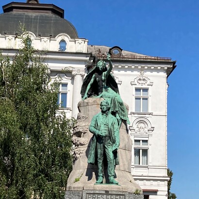 Il mercato centrale progettato da Jože  Plečnik, Lubiana, Slovenia. Foto di Flavius Roversi
