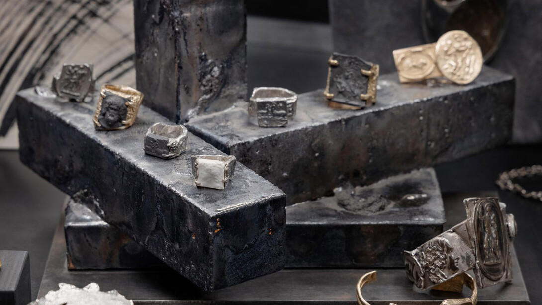 Comme un meteor. Courtesy of Carpenters Workshop Gallery