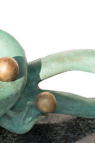 Maternità, bronzo, cm 40x30x25, 2017