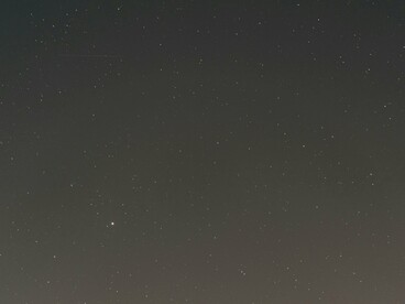 Mas mesmo perante a aniquilação iminente, é de duvidar que abandonássemos os nossos ismos nefastos. O racismo não desaparece porque alguém tem tentáculos; o machismo não se dissolve só porque um ET é hermafrodita. O classismo, o capacitismo, o fundamentalismo ou o egoísmo não se evaporam com um ataque vindo do céu