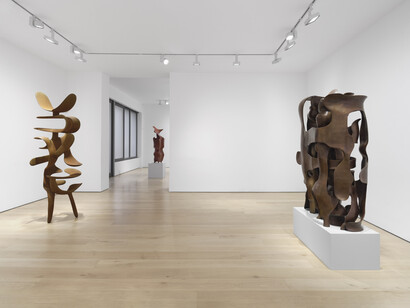Tony Cragg, exhibition view. Courtesy of Lisson Gallery