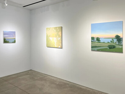 Sara MacCulloch, Sun fog rain, exhibition view. Courtesy of Kathryn Markel Fine Arts