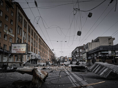 Russland wird, obwohl es nicht ausdrücklich erwähnt wird, als eine beeindruckende Militärmacht angesehen, mit dem größten Territorium und immensen natürlichen Ressourcen. Bild: Ukraine-Krieg