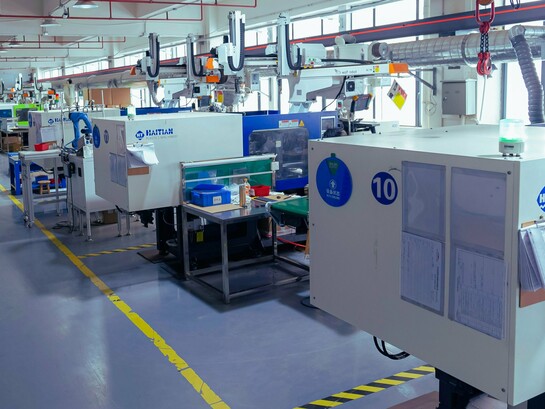 An industry that makes mechanical parts in China using injection molding, the most common and economical process for the mass production of high-performance engineering plastics