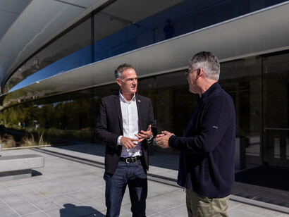 British Secretary of State, Peter Kyle, visiting Apple in San Francisco in 2024