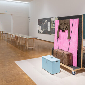 Johannes Zechner und Pedro Serrano, Camuflajes, ausstellungsansicht. Mit freundlicher genehmigung der Neuen Galerie Graz