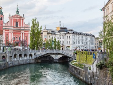 Ponte sul fiume Ljubljanika, Lubiana, Slovenia