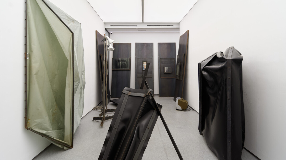 Ensamblajes sensibles. El abismo de lo real en la obra de Ángeles Marco, exhibition view. Courtesy of 1 Mira Madrid