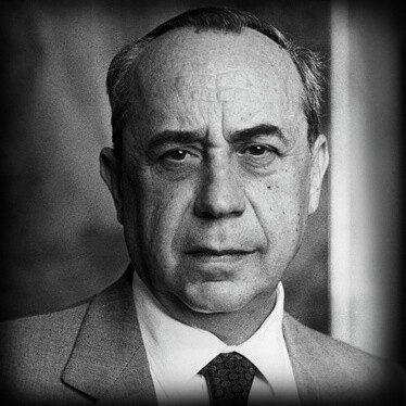 Sciascia ha usato il giallo e l’inchiesta come strumenti per denunciare le contraddizioni della società