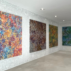 Mr Doodle, Doodle frenzy, exhibition view. Courtesy of Villazan