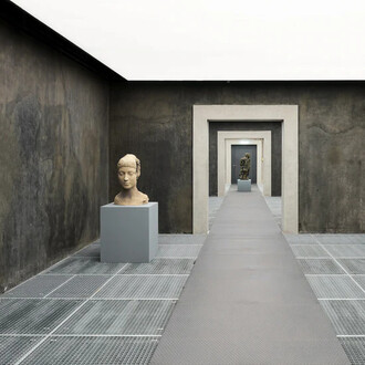 Daniel Arsham, Memory index, exhibition view. Courtesy of König Bergson
