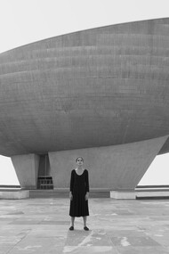 Shirin Neshat, Roja, 2016, Stampa ai sali d’argento, Shirin Neshat, © Courtesy l’artista Gladstone Gallery
