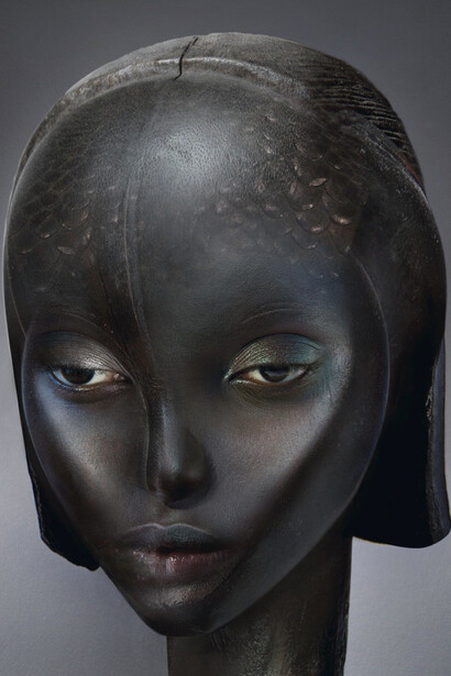 Ingrid Baars, Grace, C-print on Dibond, 130 x 113 cm, 2013, Edition of 7