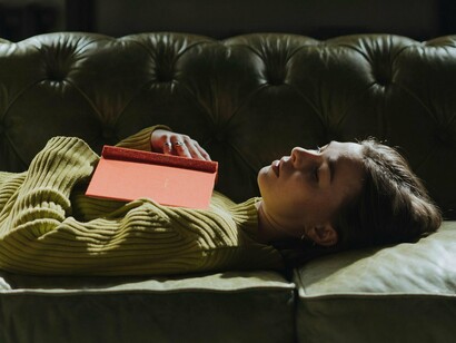 Recordava a maneira como desistiu de viver quando percebeu o diagnóstico. A médica palpou-lhe as axilas, sentiu os gânglios salientes. Cancro