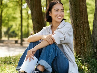 Writing outdoors can provide a natural space for processing emotions and finding mental clarity