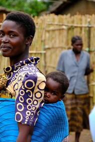 Donna con bambino in Malawi, Malawi