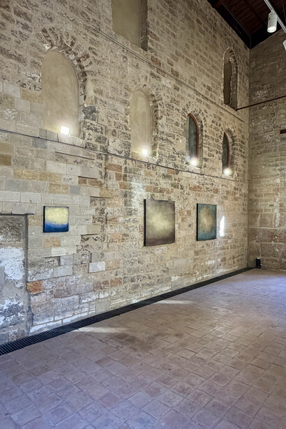 Ernesto Morales, A un’eterna luce, veduta dell’esposizione. Cortesia di Riso. Museo regionale d’arte contemporanea