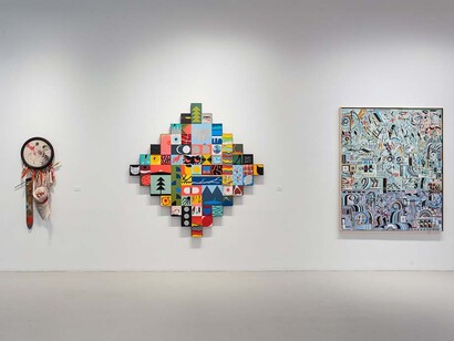 Matthew Kirk, Skinnin’ the game, exhibition view. Courtesy of Sundaram Tagore Gallery