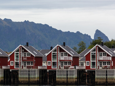Hay que estar preparado para imprevistos que puedan obligar a suspender actividades al aire libre. Svolvær-Lofoten, Noruega 