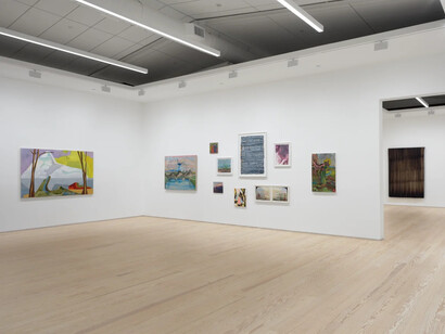 Various artists, The long view, exhibition view. Courtesy of Inman Gallery