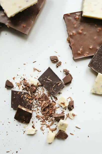 Cioccolato e nocciole. Origini e segreti della torta Setteveli: un'opera di arte dolciaria