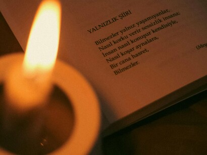 O autor de, Pai Rico, Pai Pobre, alertava que jornais recomendavam kits de sobrevivência nestes momentos 'surpresa'. 'Gurus' financeiros diversos sugeriam como ficar rico, nesta hora