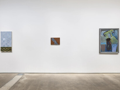 Various artists, A room for keepsakes, exhibition view. Courtesy of Hales Gallery