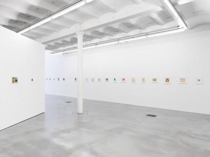 Kevin McNamee-Tweed, Honey on the wheel, exhibition view. Courtesy of Tatjana Pieters 