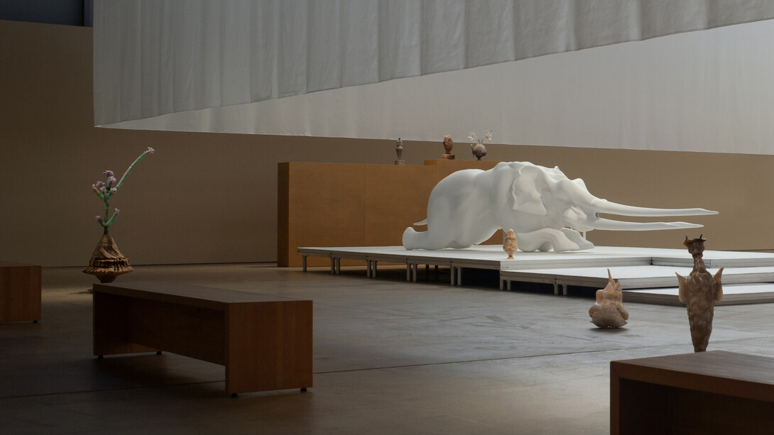 Marguerite Humeau, Torches, exhibition view. Courtesy of HAM